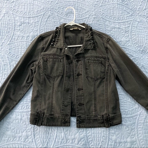 CAbi Distressed Black Jean Jacket Size M - Picture 1 of 10